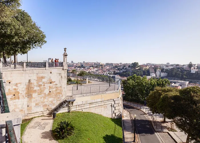 דירה Atalaia Duplex ליסבון